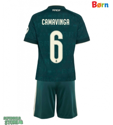 Real Madrid Eduardo Camavinga #6 Replika Babytøj Udebanesæt Børn 2026-27 Kortærmet (+ Korte bukser)